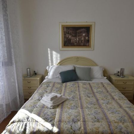 Ferienwohnung La Casa Di Nonno Iglesias Exterior foto